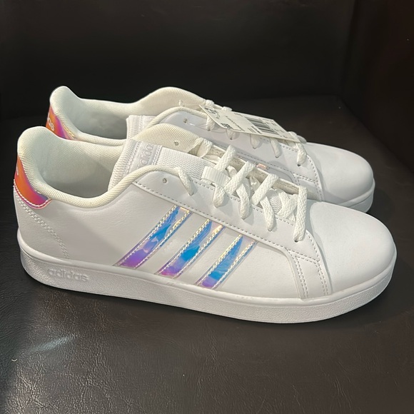 Addidas Grand Court K White and Iridescent Sneakers Kids Size 7 - Picture 1 of 5